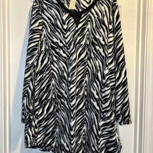 Faded Glory Black and White Zebra Tunic